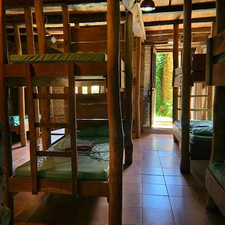Albergue Eco El Beso - Vegano Tríacastela Exteriör bild